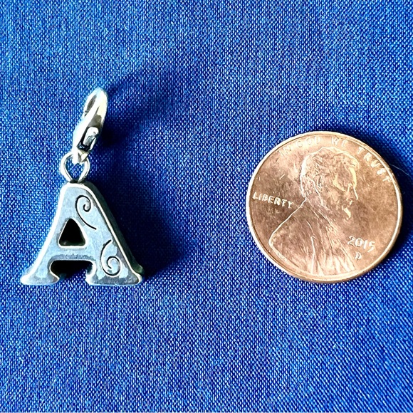 1/$7 or 2+/$5 each BRIGHTON Chic ABC Alphabet Letters Charms Initials ** - Picture 3 of 7